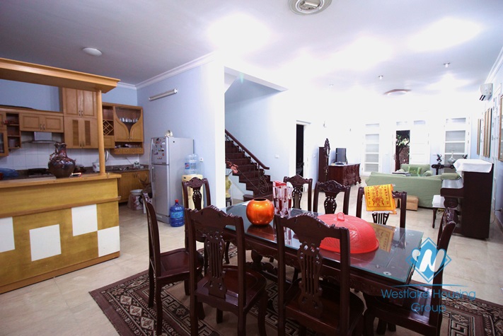 Nice and affordable 5 bebdroom villa to rent in Ciputra